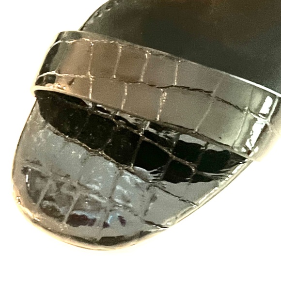 NWOB! KARL LAGERFELD PARIS Jaylynn Croco Leather Block Heel Sandals - BRAND NEW! - Picture 8 of 12